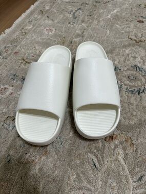 Nike Men's Calm Slides